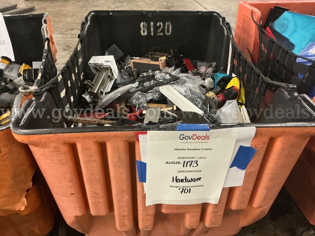 Hardware: "Automotive and Hardware" (Hamper)(AUG26-1173)