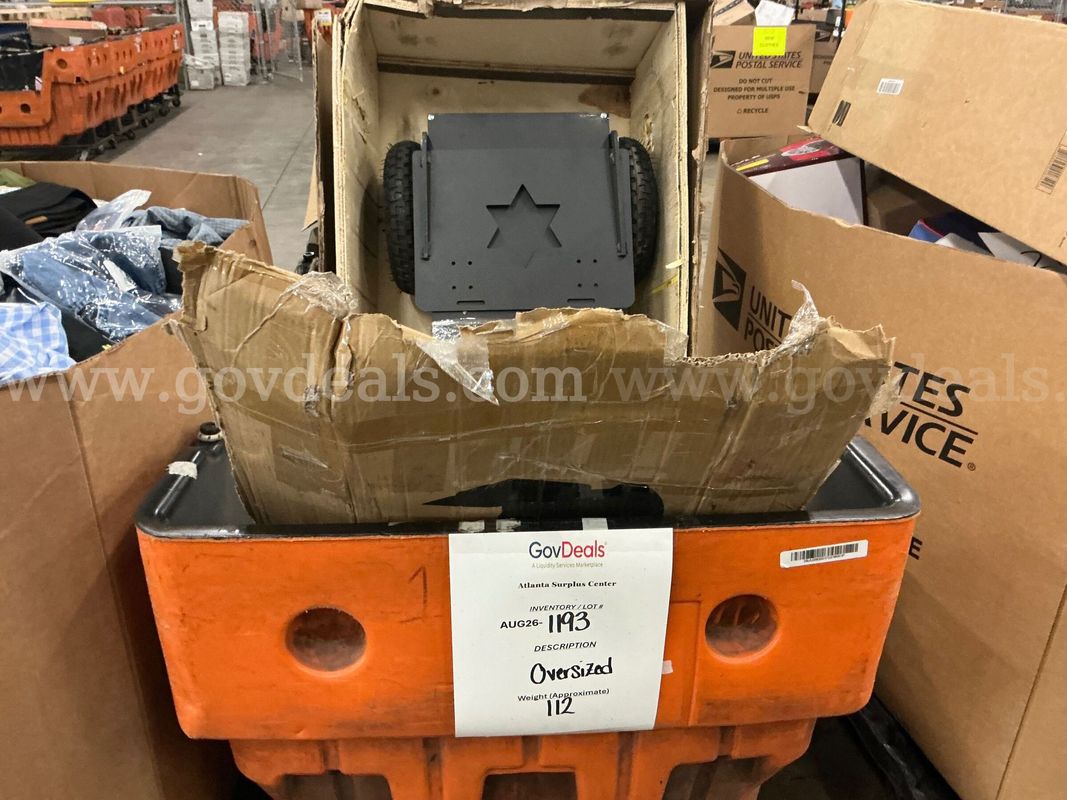 General Merchandise: "Large Items" (Hamper)(AUG26-1193)
