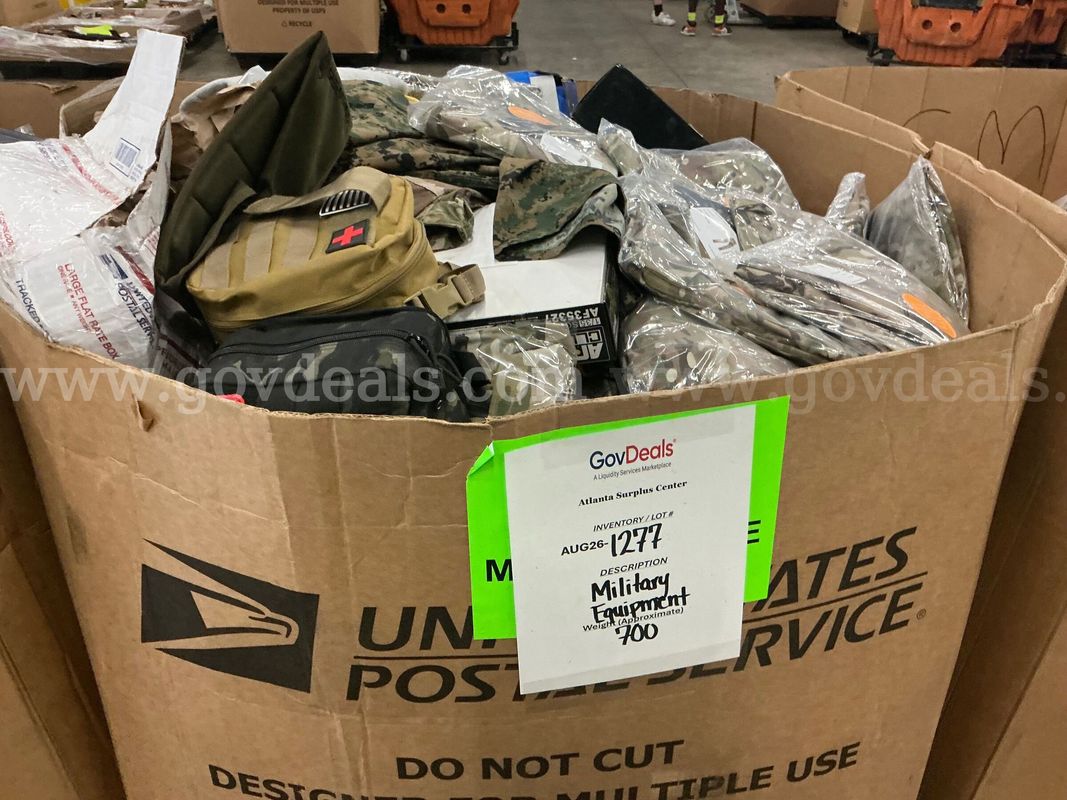 Apparel: "Military Clothing and Accessories" (AUG26-1277X)