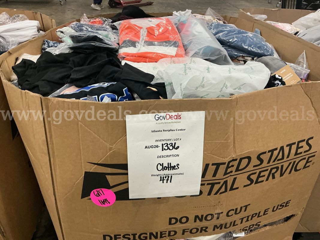 Apparel "Clothes" (AUG26-1336)
