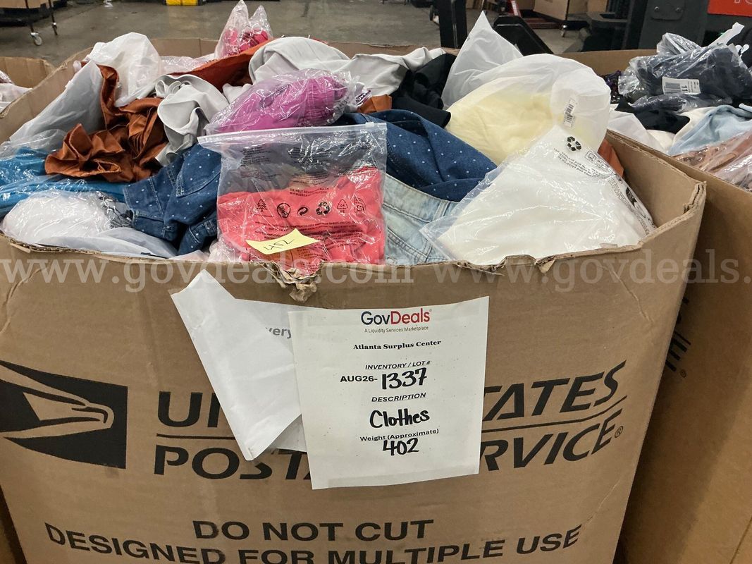 Apparel "Clothes" (AUG26-1337)