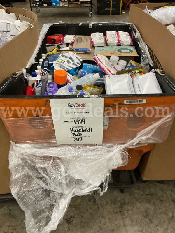 General Merchandise "Household Cleaning Products" / Auto Chemicals" (AUG26-1379)