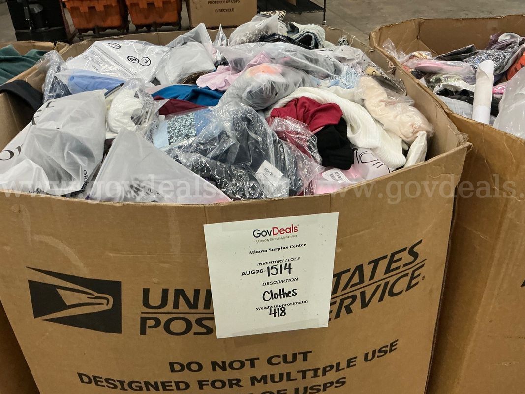 Apparel "Clothes" (AUG26-1514)