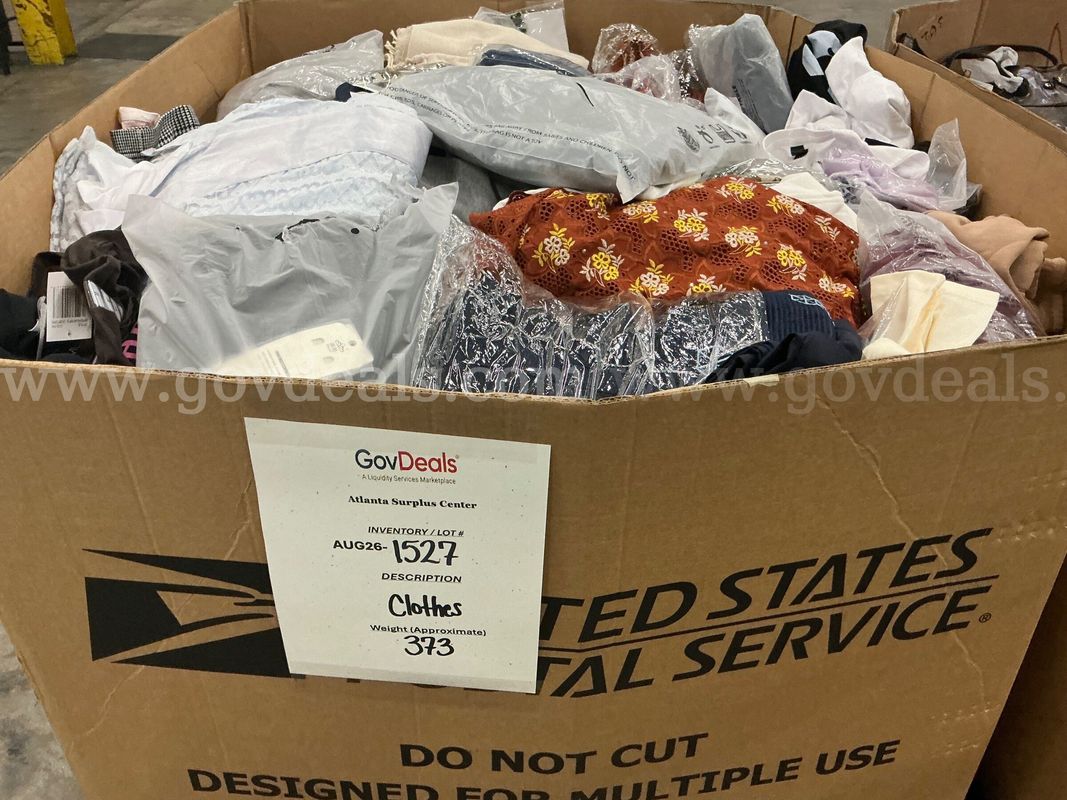 Apparel "Clothes" (AUG26-1527)