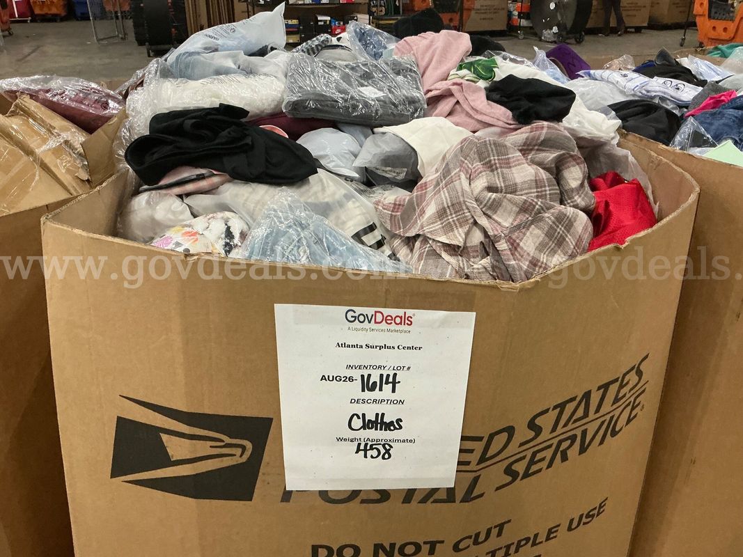 Apparel "Clothes" (AUG26-1614)
