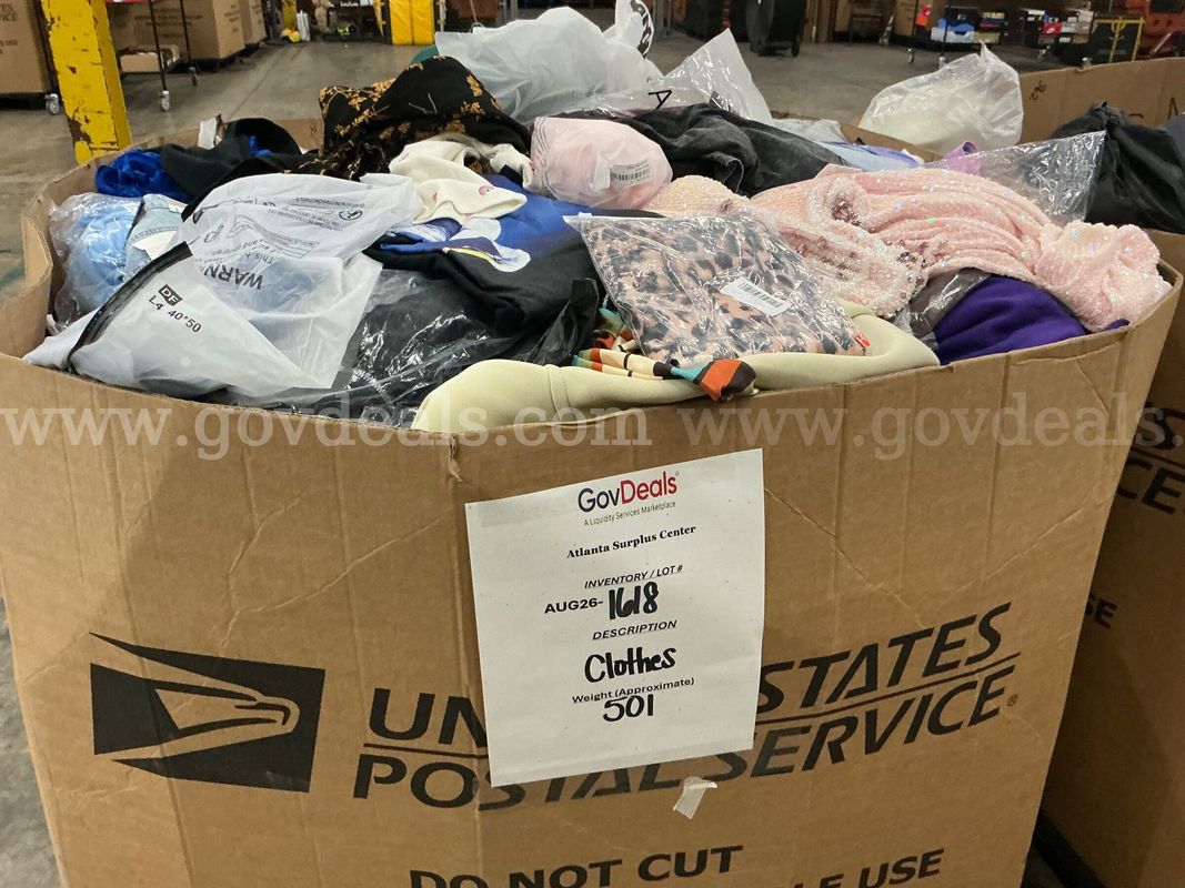 Apparel "Clothes" (AUG26-1618)