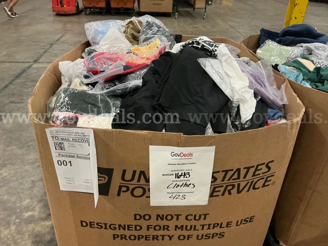 Apparel "Clothes" (AUG26-1643)