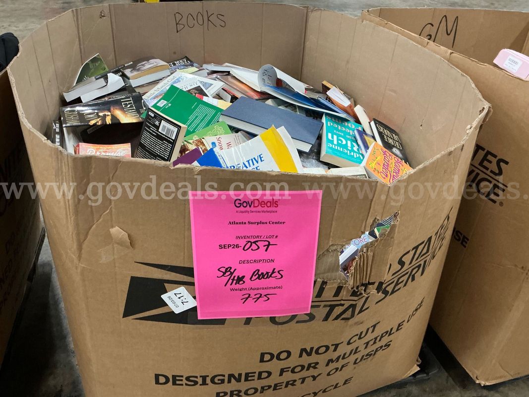 Books: Mixed "Hard and Soft Back" (Gaylord) (SEP26-0057)