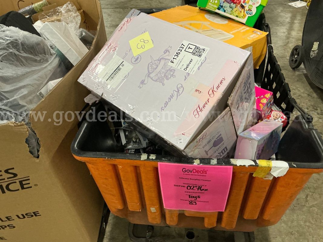 Collectibles: "Toys, Games and Puzzles" (SEP26-0276X)