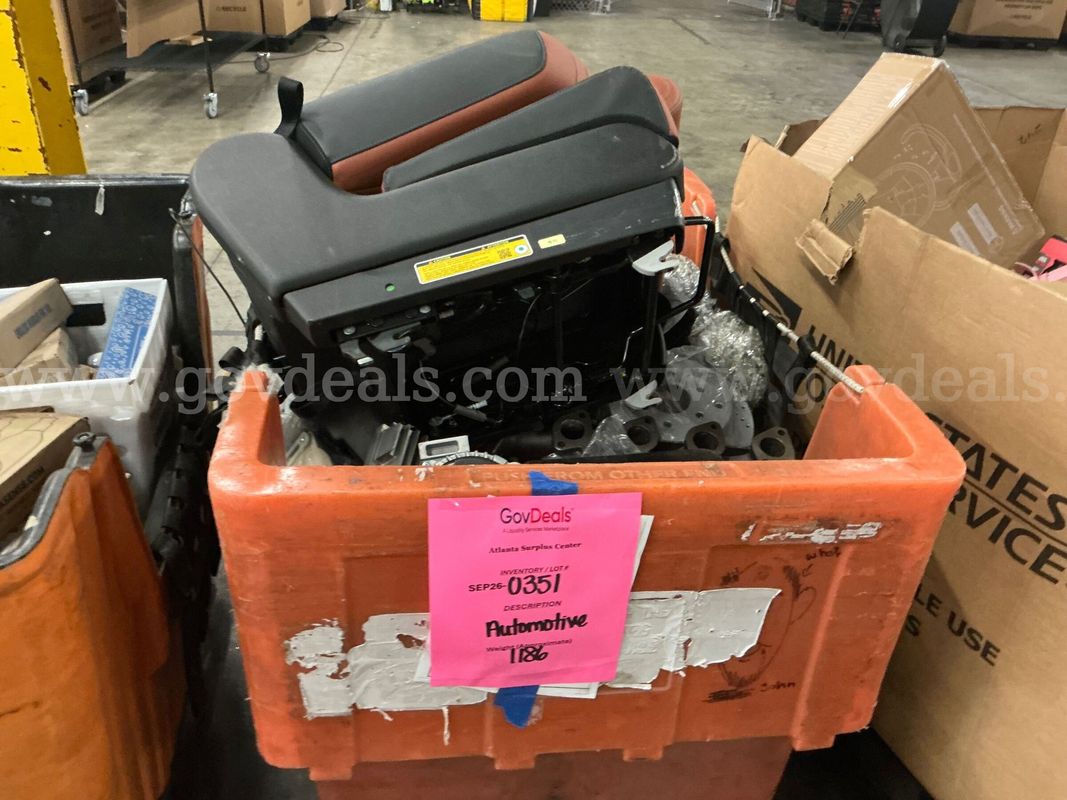 Hardware: "Automotive and Hardware" (Hamper)(SEP26-0351)