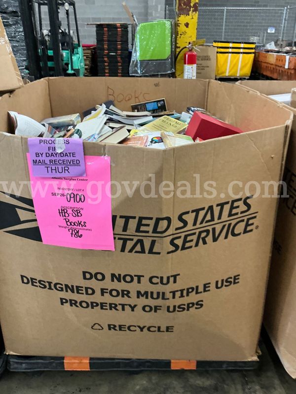 Books: Mixed "Hard and Soft Back" (Gaylord) (SEP26-0900)