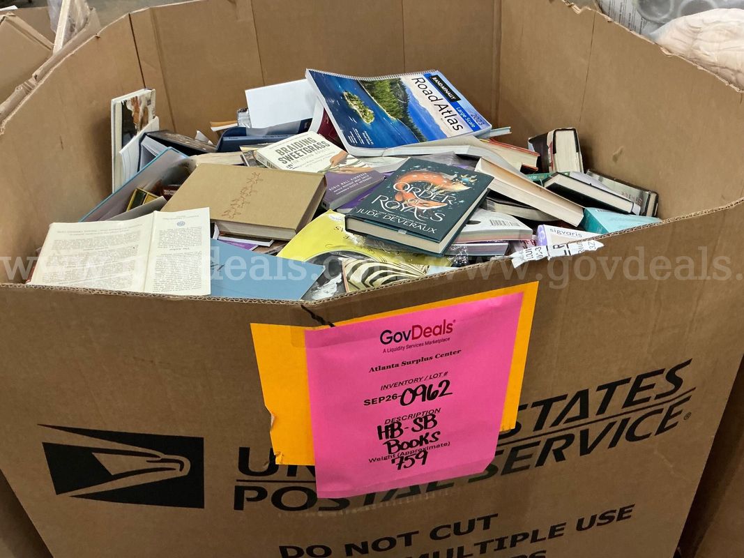 Books: Mixed "Hard and Soft Back" (Gaylord) (SEP26-0962)