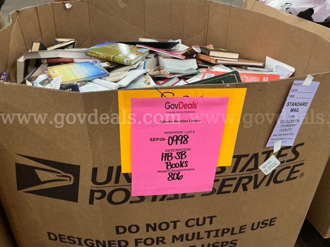 Books: Mixed "Hard and Soft Back" (Gaylord) (SEP26-0998)