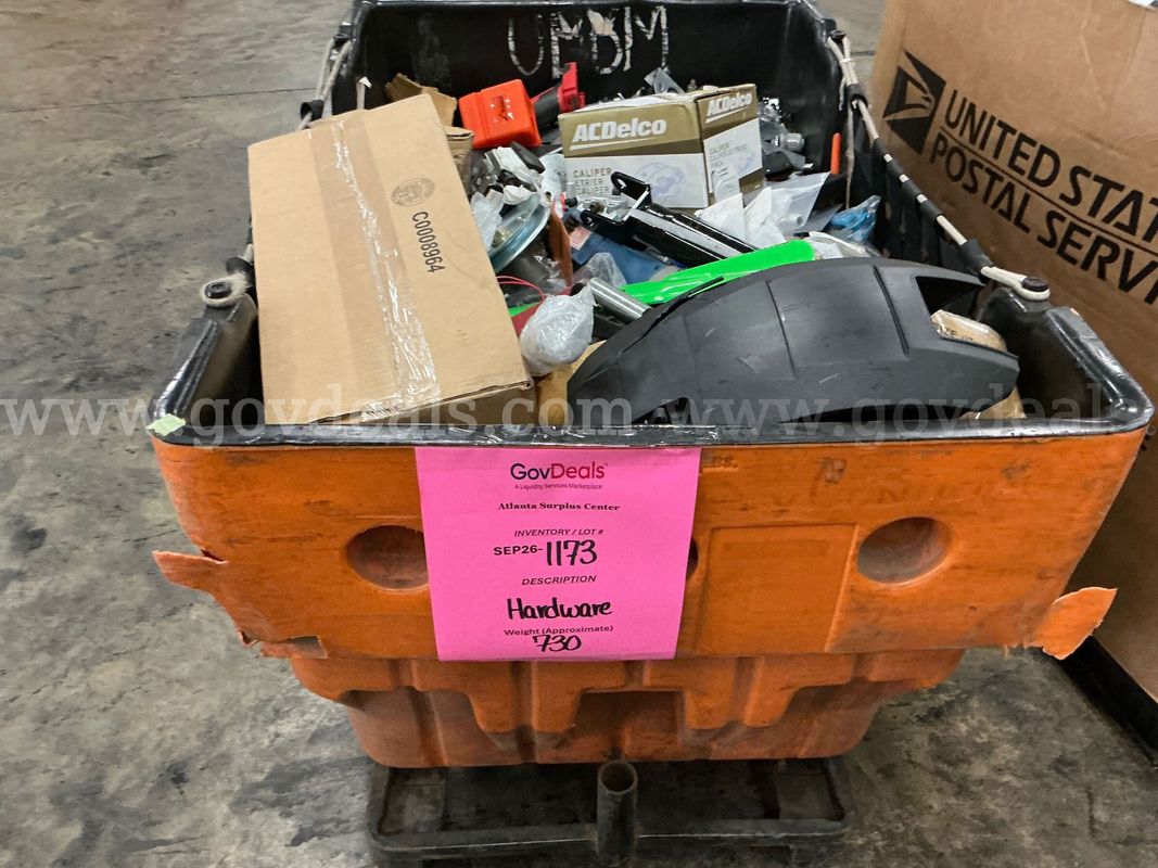 Hardware: "Automotive and Hardware" (Hamper)(SEP26-1173)