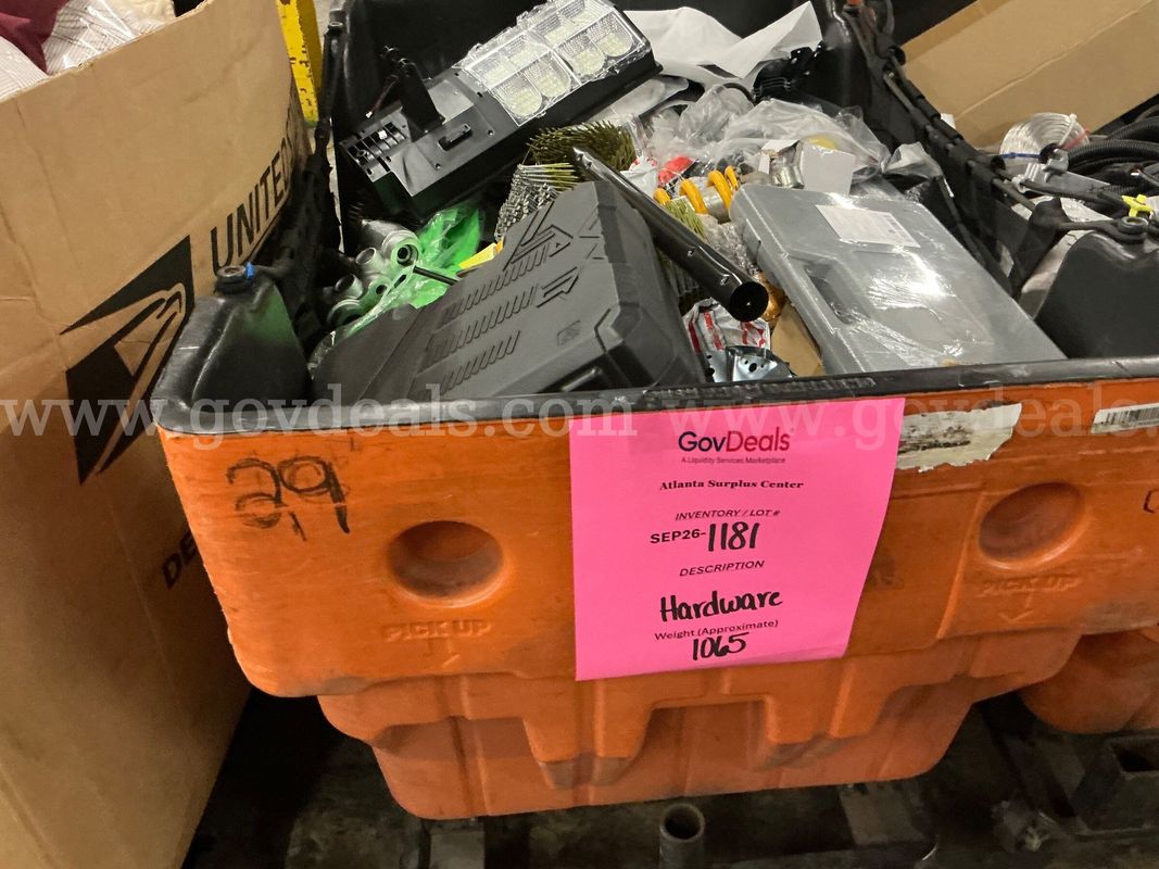 Hardware: "Automotive and Hardware" (Hamper)(SEP26-1181)