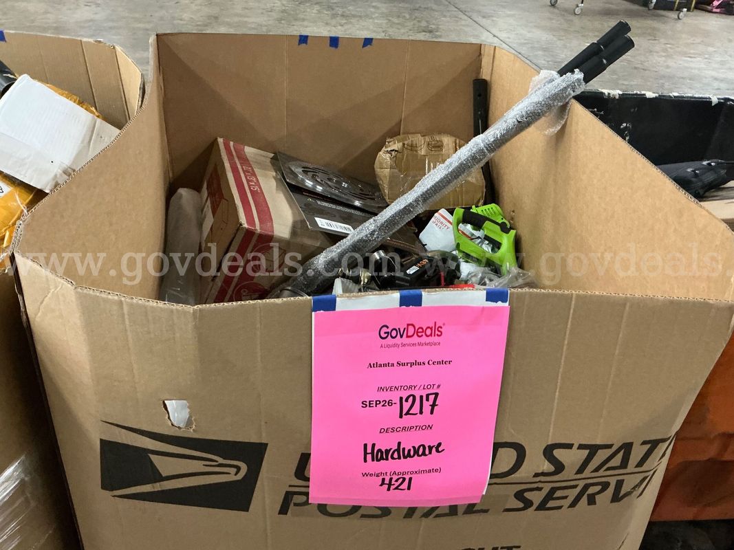 Hardware: "Automotive and Hardware" (Gaylord)(SEP26-1217)
