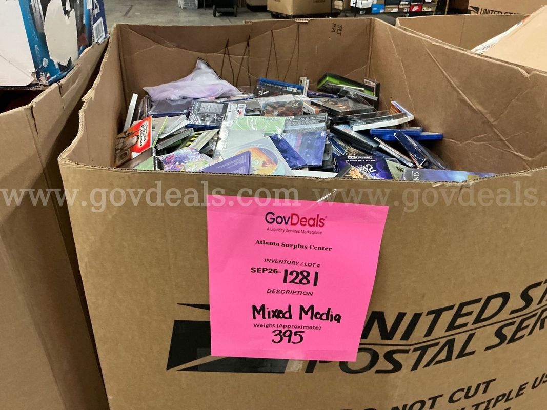 Media: "used' Mixed Media (SEP26-1281)