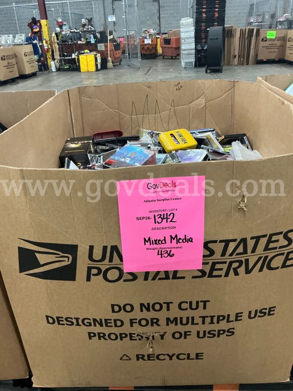 Media: "used' Mixed Media (SEP26-1342)