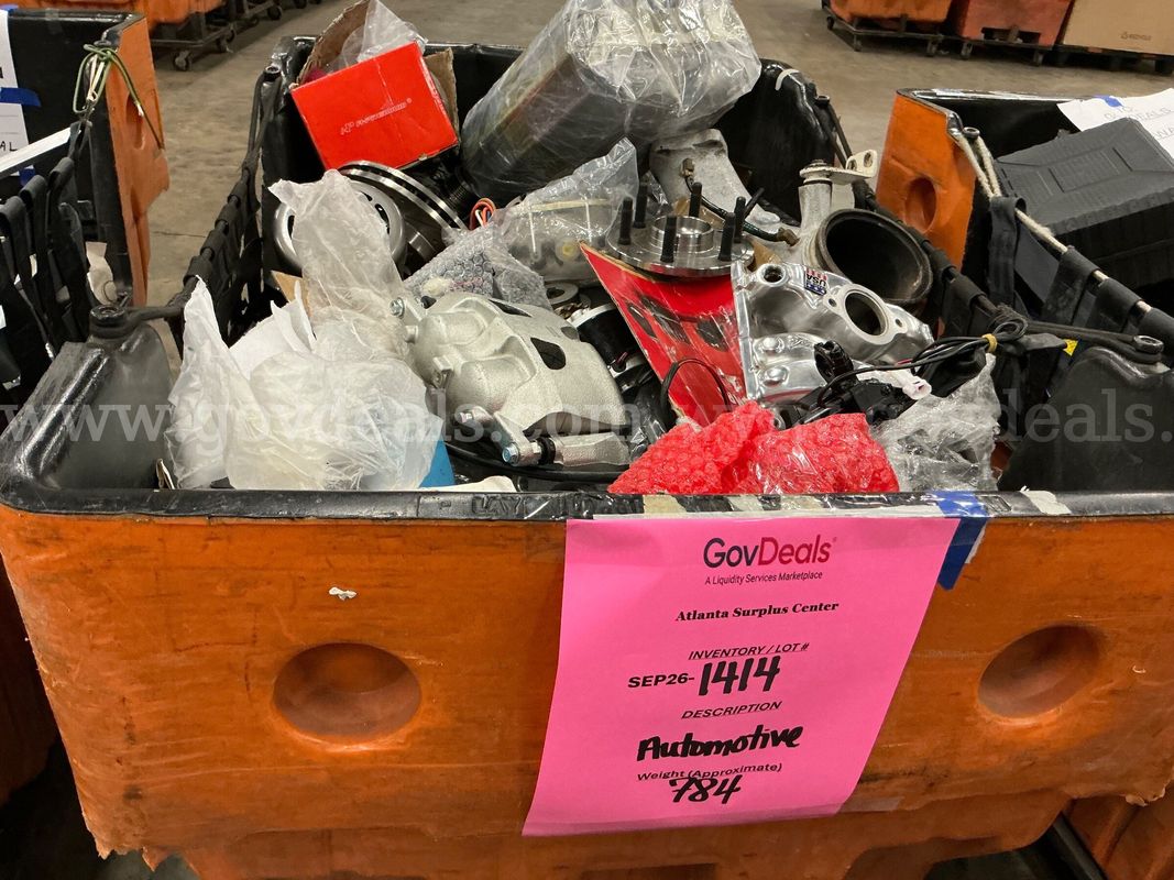 Hardware: "Automotive and Hardware" (Hamper)(SEP26-1414)