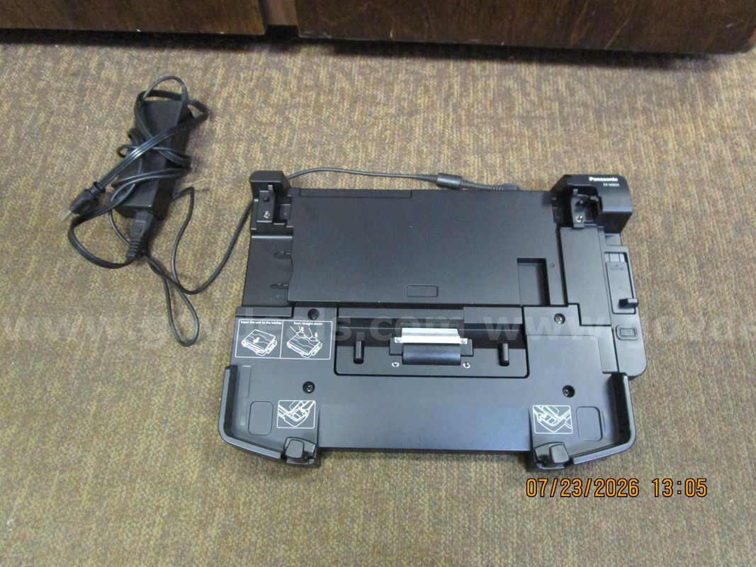 (1) PANASONIC LAPTOP PORT REPLICATOR FZ-VEB55