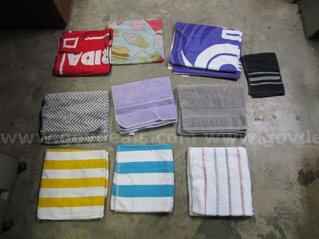 (10) USED TOWELS