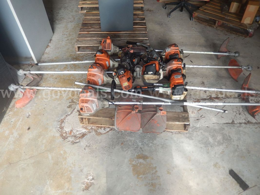 USED (6) STIHL, STRING TRIMMER, FS240R, (1) STIHL, STRING TRIMMER, FS91R, (1) STIHL, STRING TRIMMER, FS250