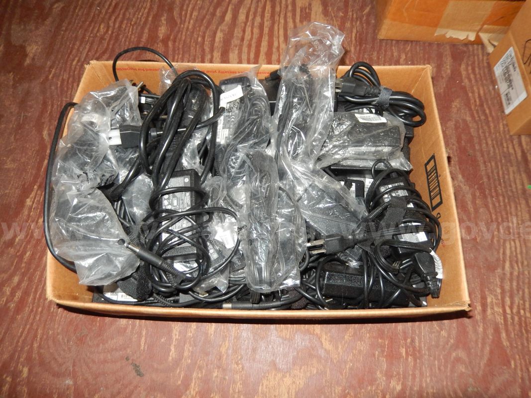 Used (52) Hp Ac Adapters