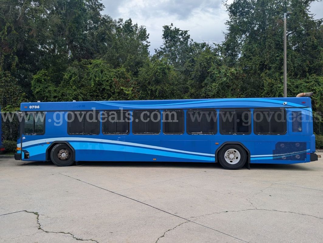 2007 Gillig 40' Low Floor Bus