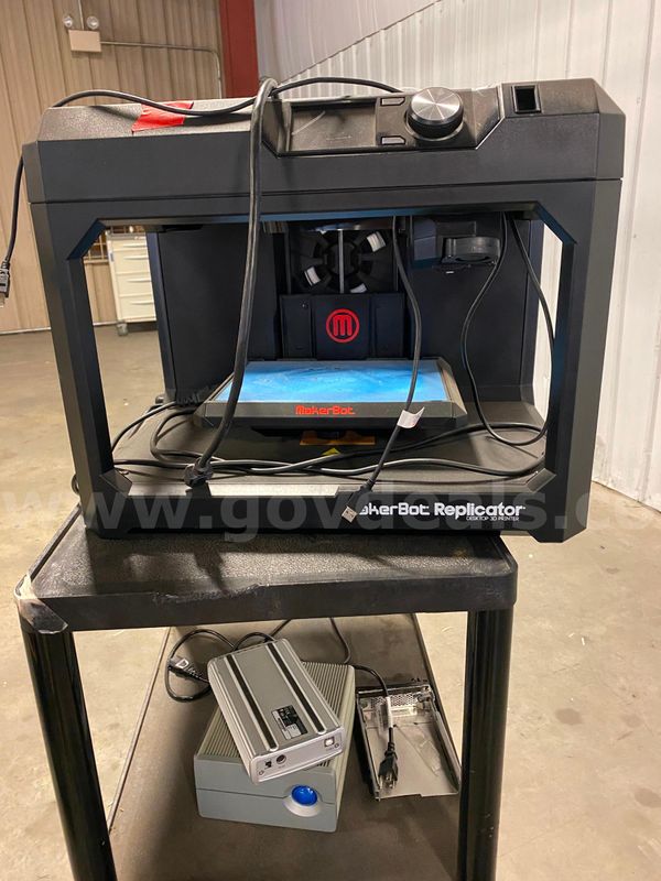 1 makerbot replicator
