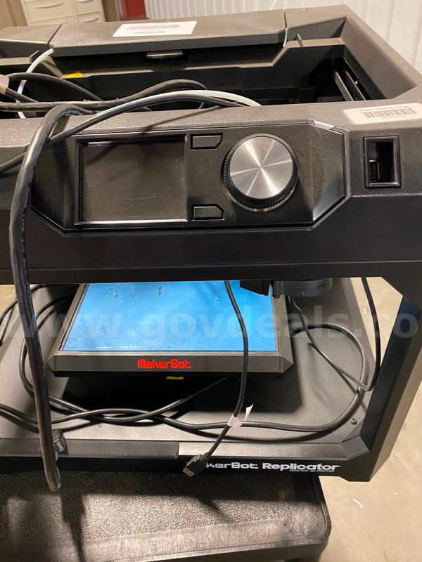 1 makerbot replicator