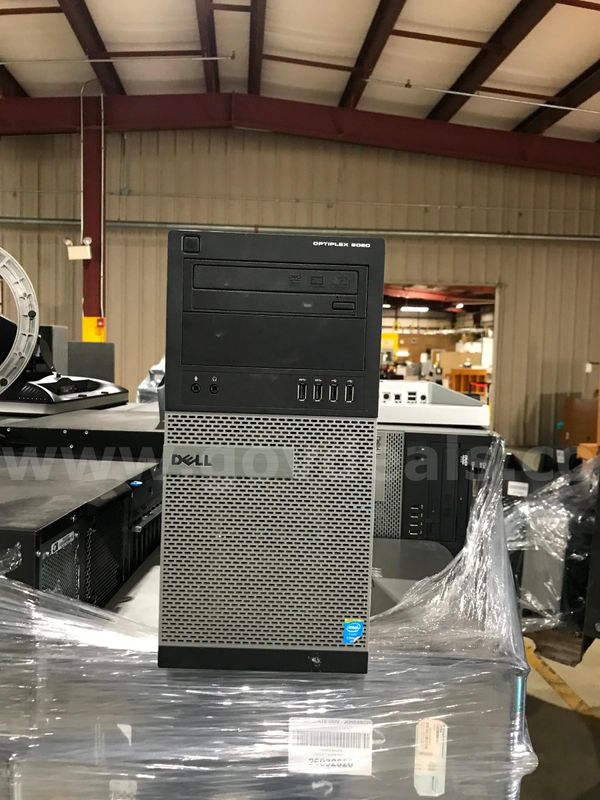 Lot Of Computers, Imac And Monitors On Four Pallets.