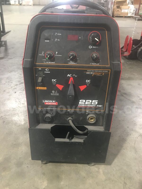 LINCOLN ELECTRIC WELDER