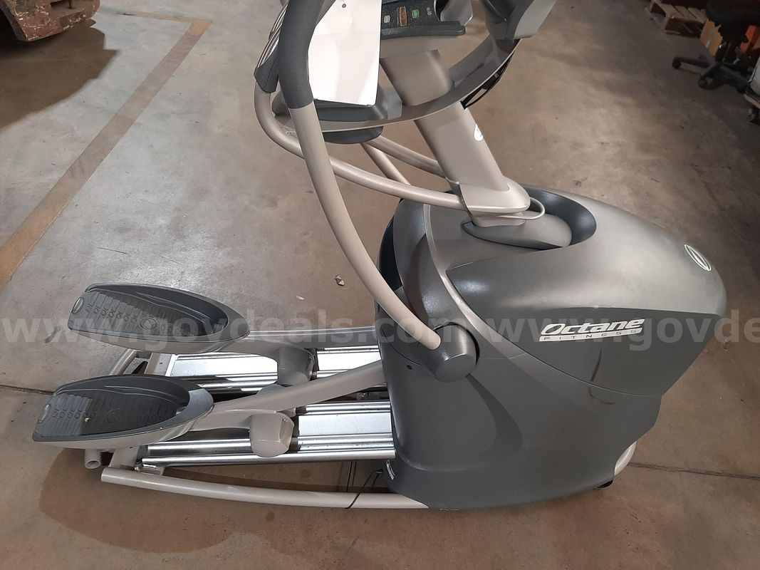 STANDING ELLIPTICAL