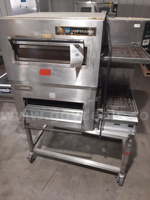 Lincoln Impinger Pizza Oven