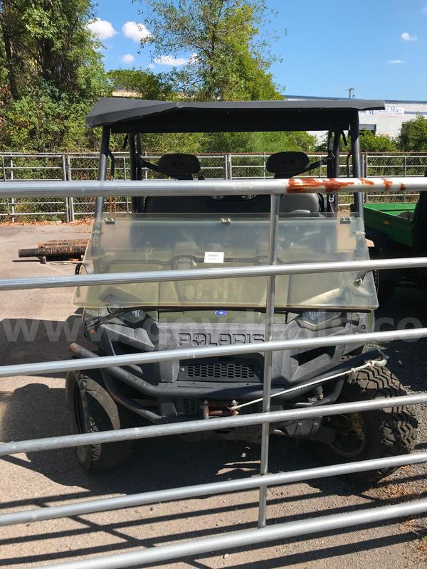 POLARIS RANGER 6X6.