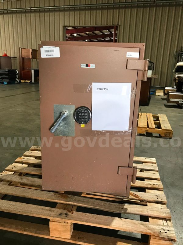 Schwab Safe On One Pallet.