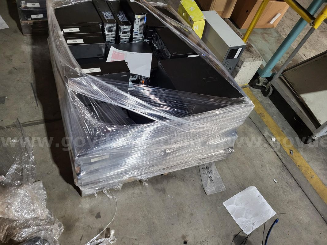 Lot Of Computers On 1 Pallet