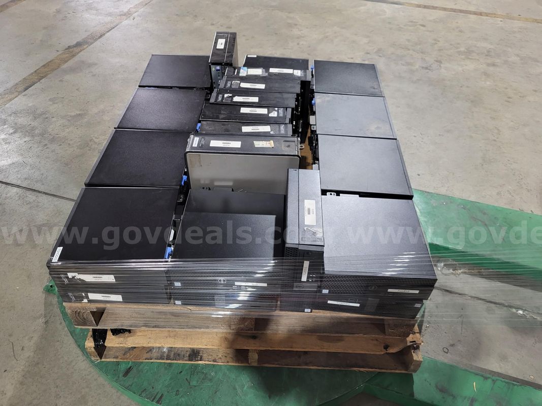 Lot Of Computers On 1 Pallet