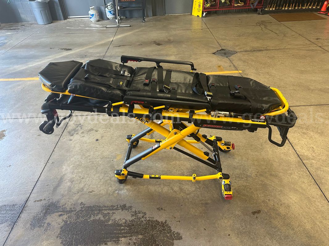 Stryker Power Pro XT Cot w 2 mattresses/ all straps/ power load rail system/ trolly carriage