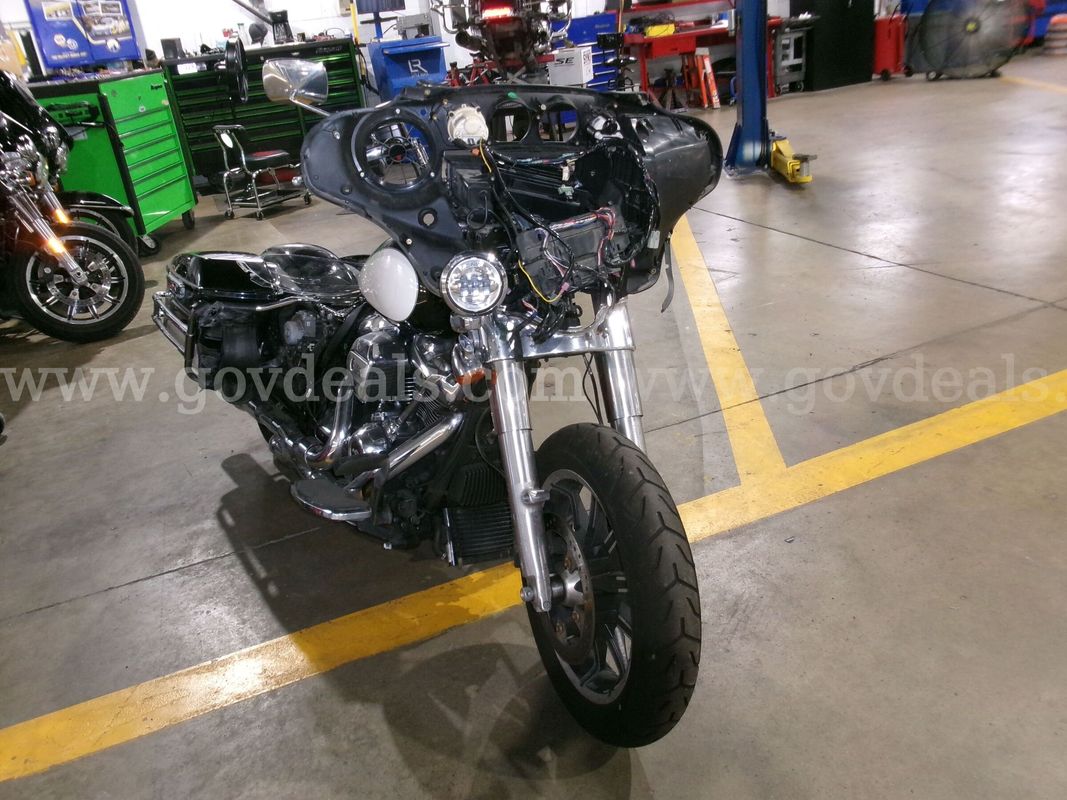 2019 Harley-Davidson FLHTP- PARTS ONLY- ACCIDENT DAMAGE