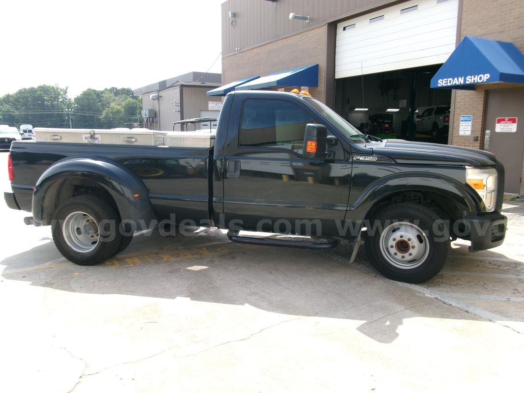 2016 Ford F-350 Diesel Dually Wheels - Needs A Dpf Filter Replacement