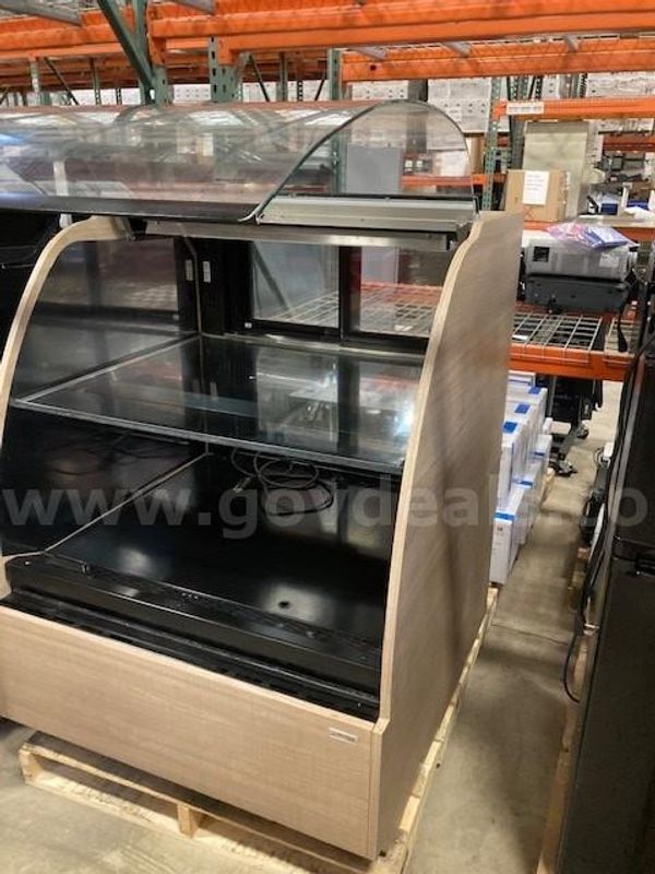 Structural Concepts Refrigerated Display Case