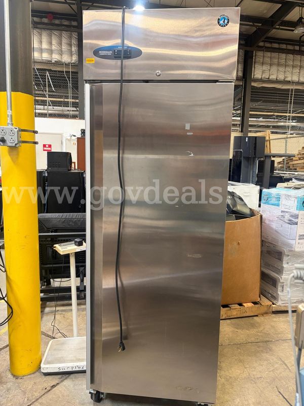 Commercial Reach-In Refrigerator