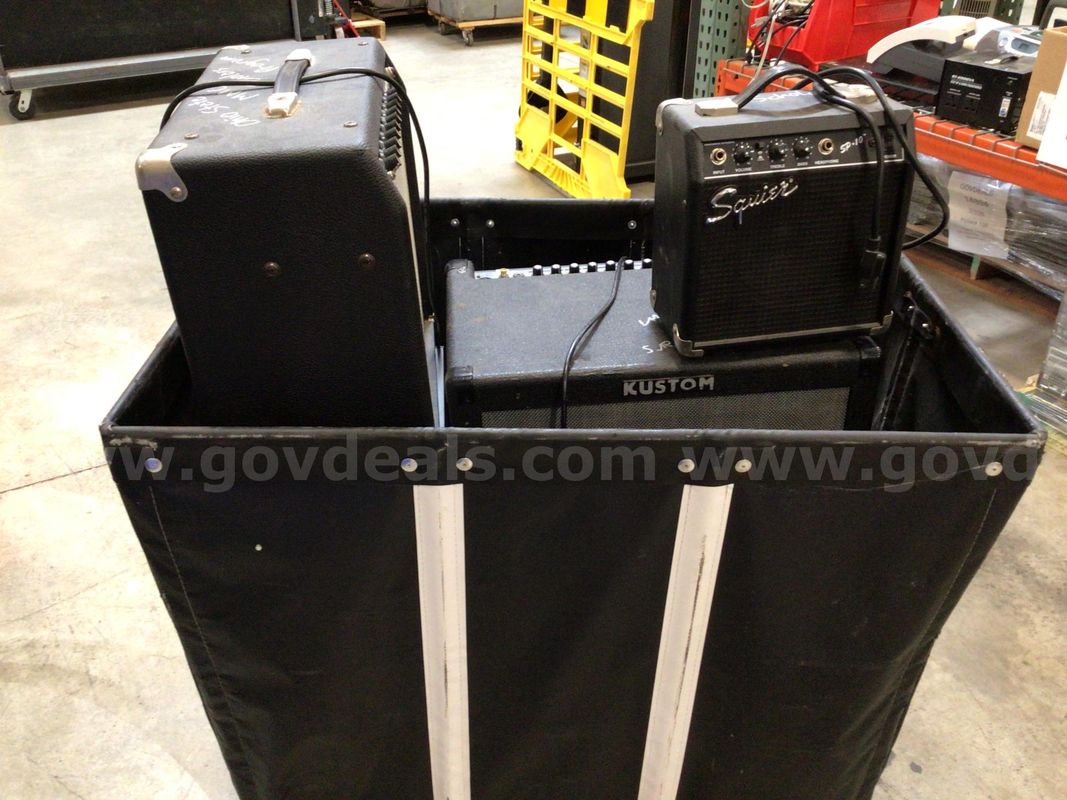 Lot of Amplifiers