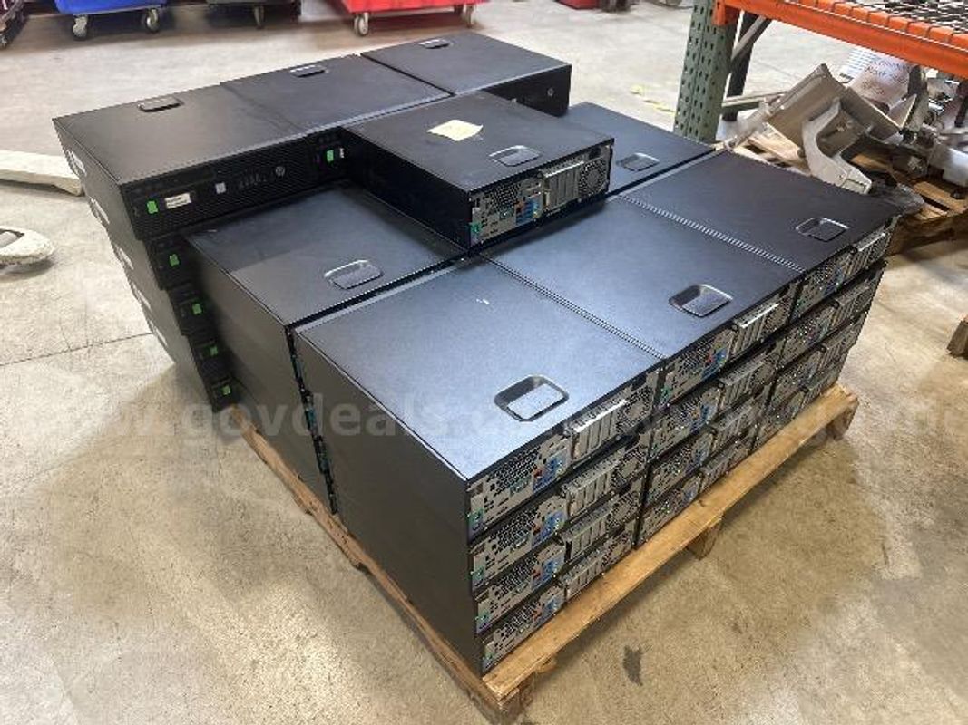 Lot of 40 HP Z240 Desktop Computers
