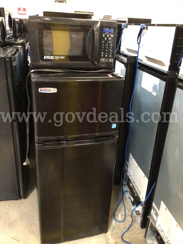 MicroFridge® Refrigerator/Microwave Combo Unit – Buyer Choice