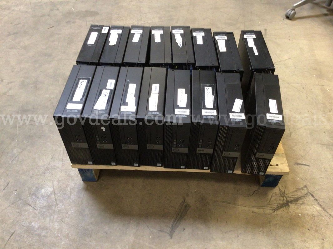 Lot of 16 Dell Desktop Computers