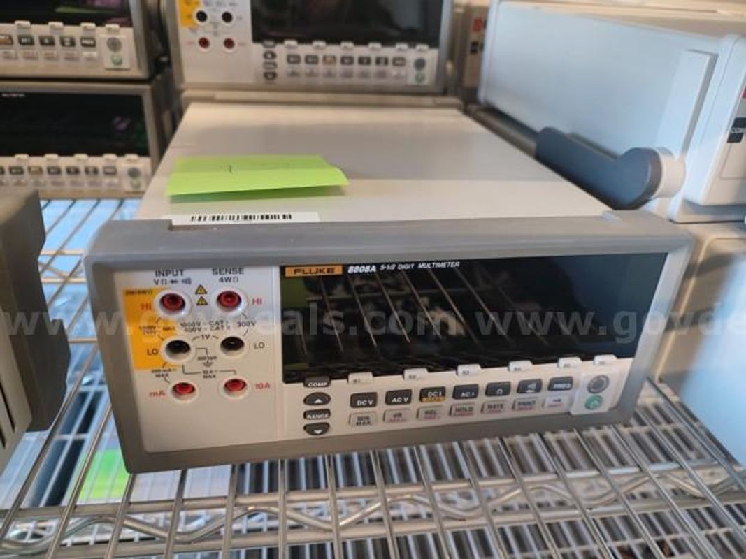 Fluke Digital Multimeter 12