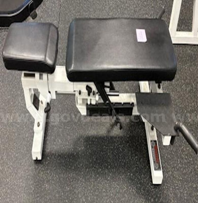 Lot 18 York Barbell Commercial Adjustable Incline/Flat Bench
