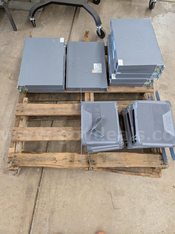 I Single Pallet Of Used Computer Related Surplus Marked L Single. Sold As Is. Look The Pics Over Carefully